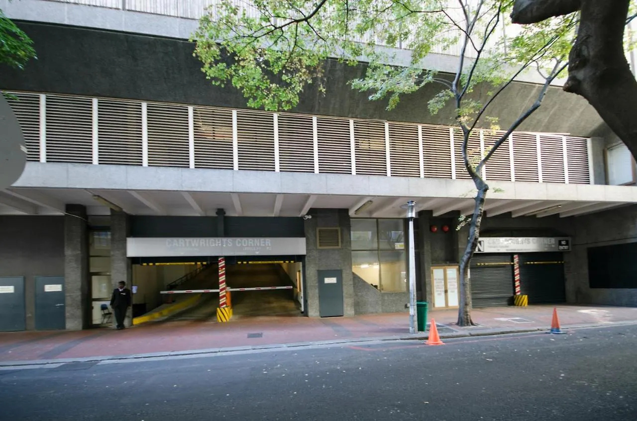 #1202 Cartwright - Bold & Stylish Apartment Cape Town