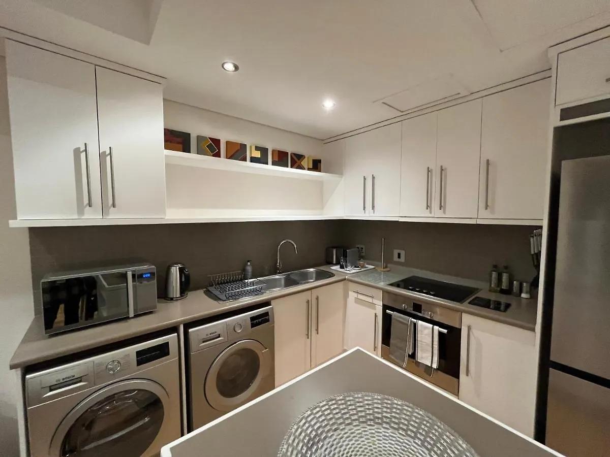 #1202 Cartwright - Bold & Stylish Apartment Cape Town