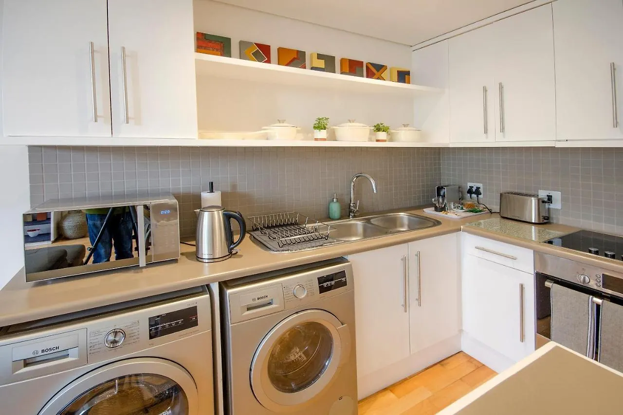 #1202 Cartwright - Bold & Stylish Apartment Cape Town South Africa